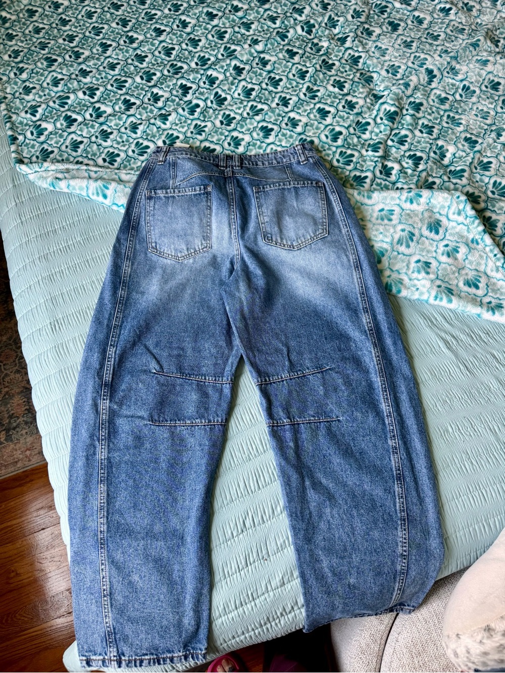 Women’s Flare Wide-Leg Denim Jeans in Blue